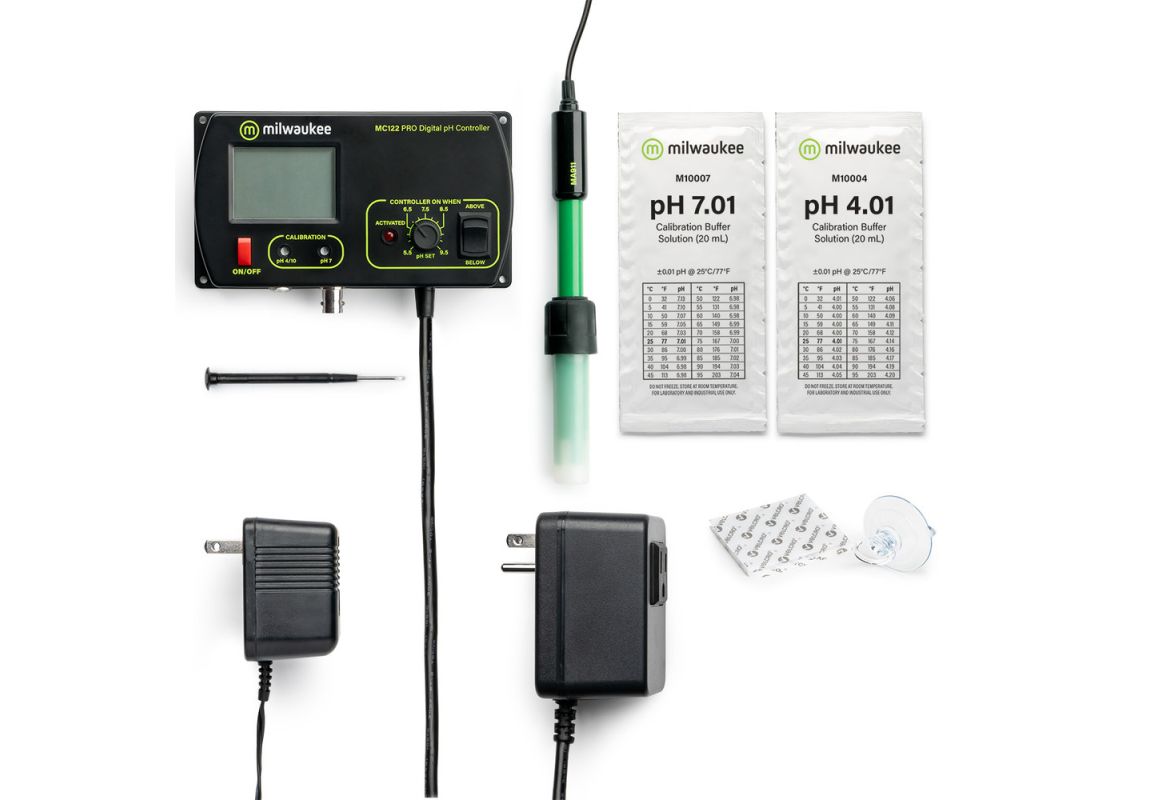 Milwaukee MC720 pH Controller